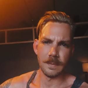 Meet your Posher, Hunter